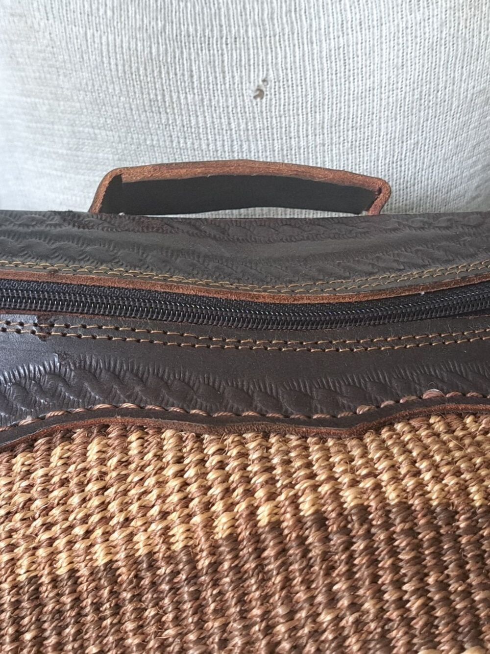 VTG Sisal leather crossbody bucket bag hand tooled Handbag rustic Bohemian Artsy - Picture 4 of 16